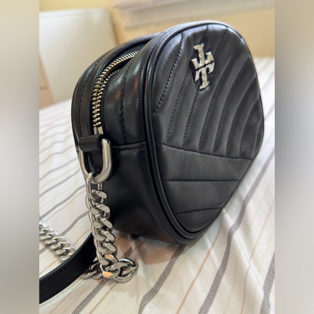 Black Quilted Leather Crossbody Bag - Picture 8 of 10